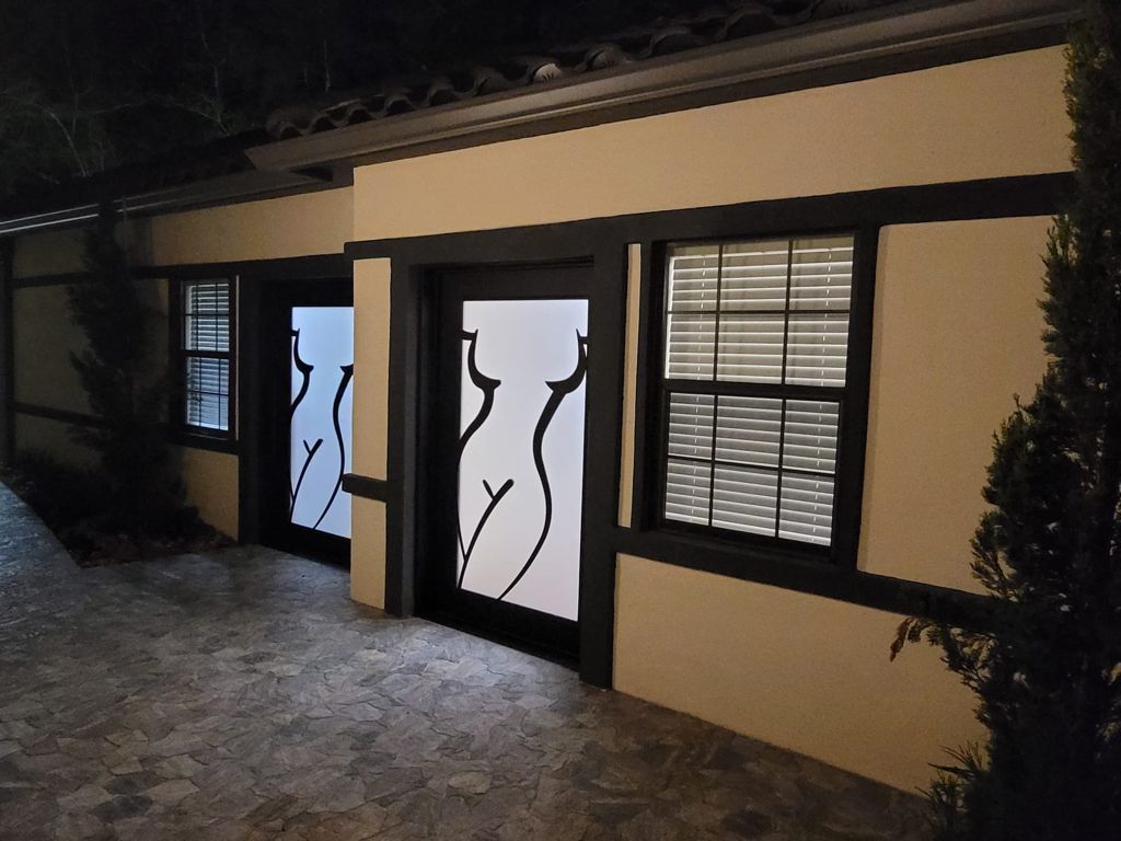 ef64ea96-8737-4c90-8b65-9205b2c8ae6a